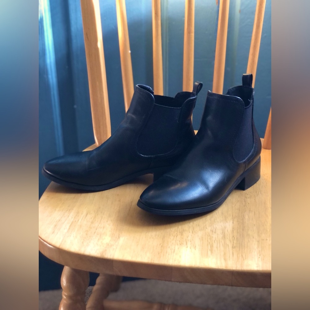 Cure Black Booties for any type of occasion!